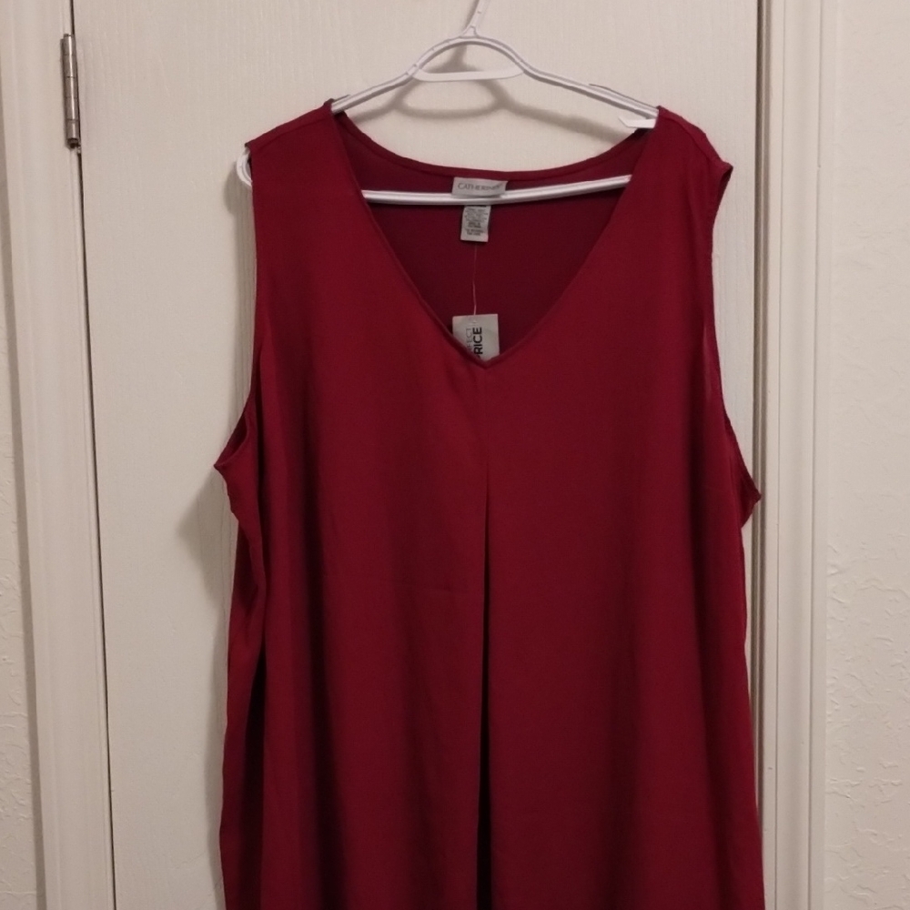 Catherines Sleeveless V-Neck Tank Top in Wine Red